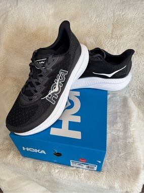 New in Box Men’s size 12 Wide Hoka
